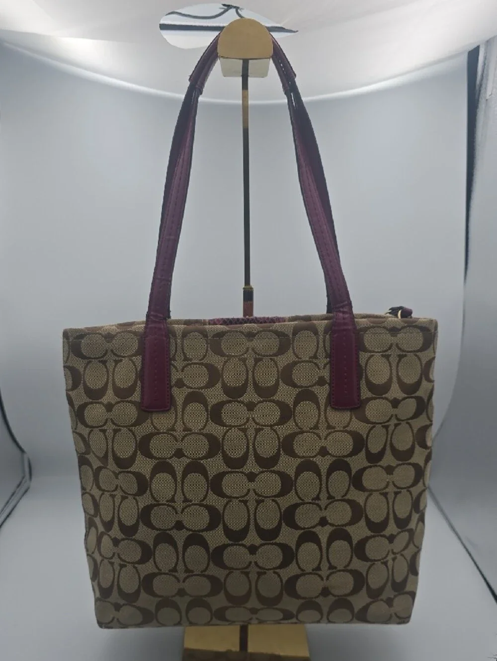 Coach Beige/Tan Signature Canvas Medium Tote W/ Burgundy Python Trim (GOOD) 💖✨️